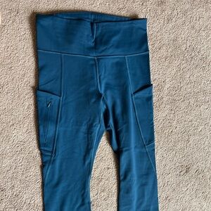 ATHLETA CROP LEGGINGS SIZE SMALL